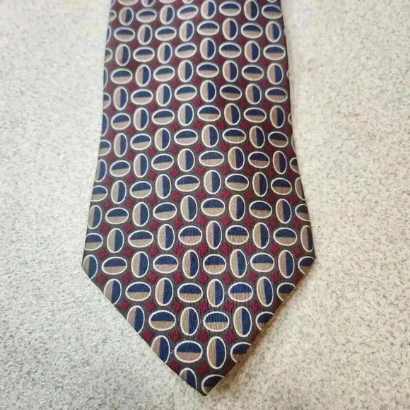HALSTON Stylish Patterned 100% Silk Neck Tie Made in the USA preppy - Picture 3 of 7